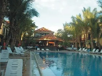 Oasis Club 2*