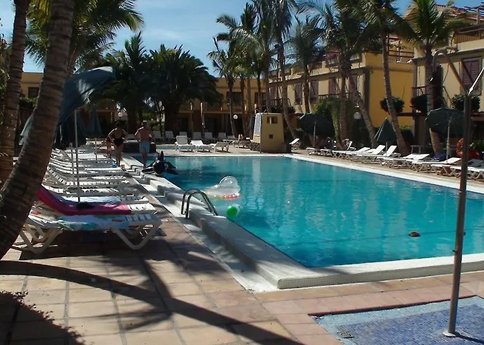 Hotel Oasis Club