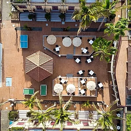 Hotel Oasis Club 2*