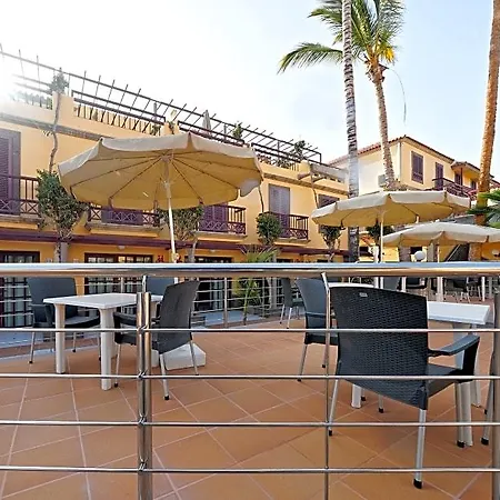 Otel Oasis Club 2*
