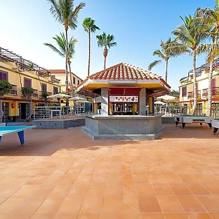 Oasis Club Hotel 2*