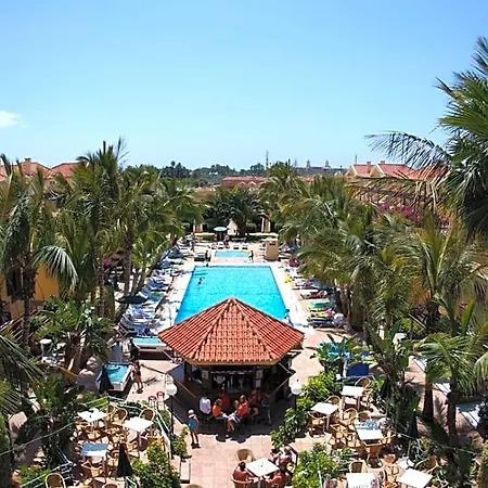 Oasis Club Otel 2*