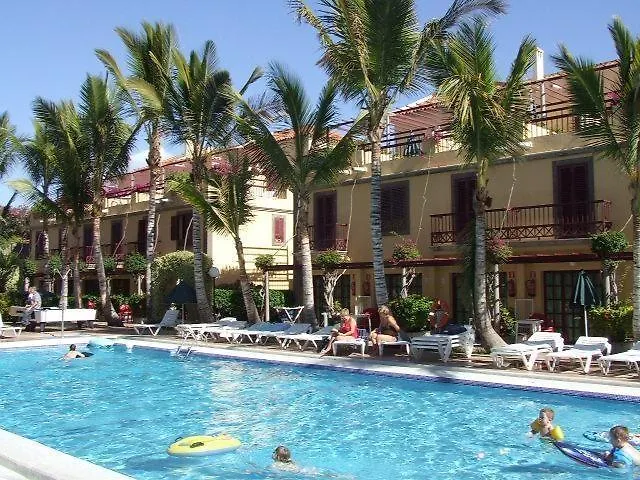 Oasis Club Hotel