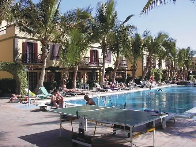 Oasis Club 2*