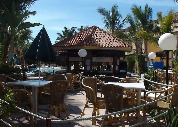 Oasis Club 2* Maspalomas (Gran Canaria)